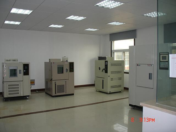 實(shí)驗(yàn)設(shè)備